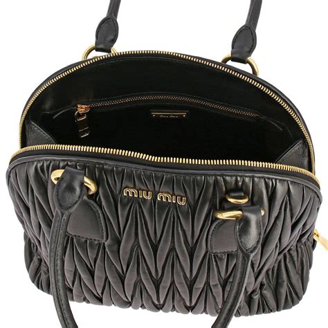 miu miu handtasche schwarz|miumiu tasche damen.